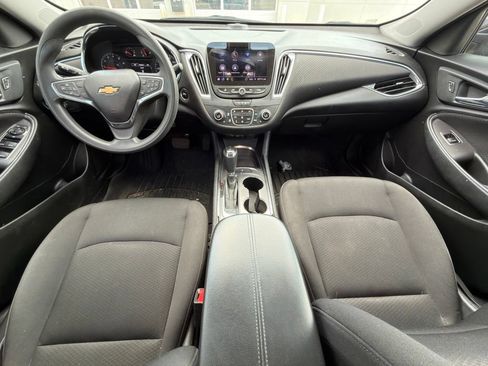 Used 2020 Chevrolet Malibu LT FWD image 9