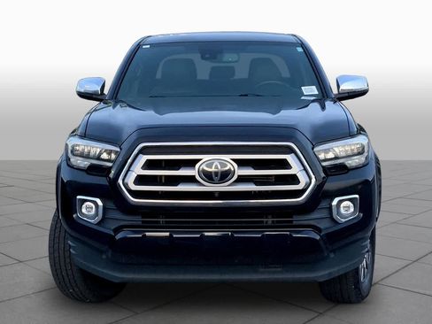 Used 2020 Toyota Tacoma Limited image 4