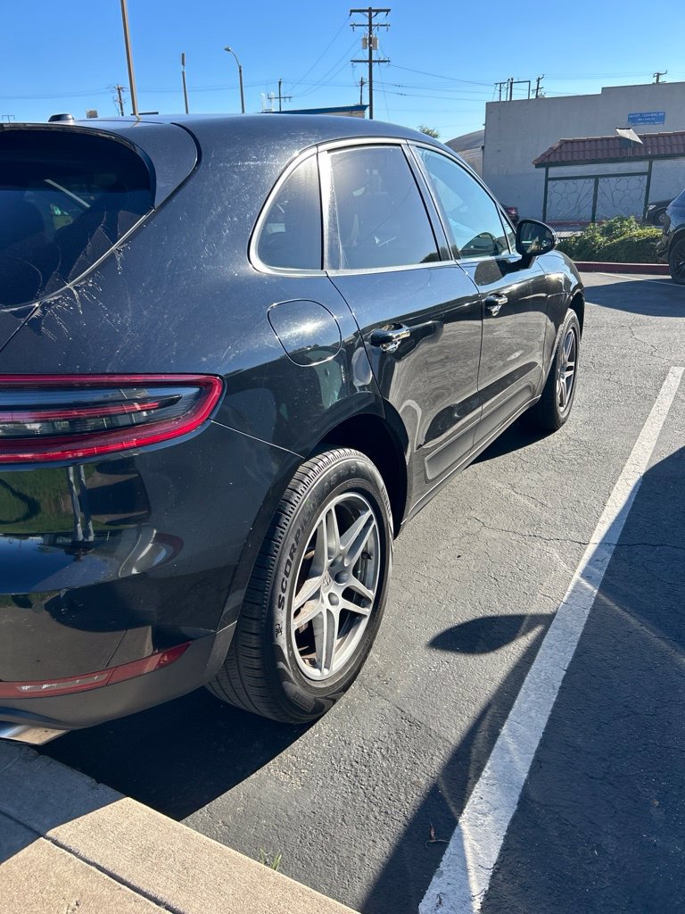 Used 2018 Porsche Macan AWD/4WD image 5