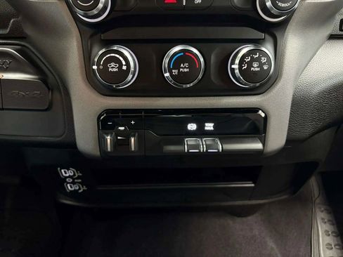 Used 2024 RAM 2500 Big Horn image 27