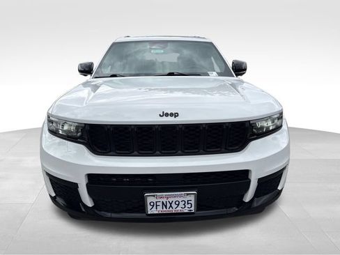 Used 2023 Jeep Grand Cherokee L Laredo AWD/4WD image 13