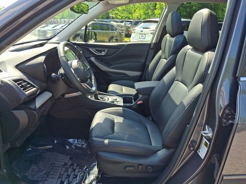 Used 2023 Subaru Forester Limited AWD/4WD image 15