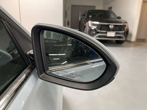 New 2026 Volkswagen Jetta SE FWD image 12