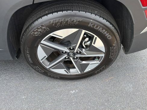 Used 2025 Hyundai Tucson SEL FWD image 38