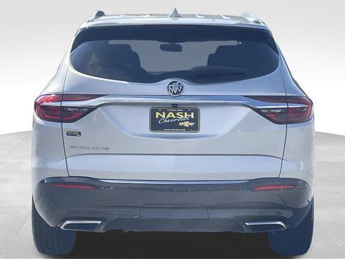 Used 2021 Buick Enclave Essence w/ Sound and Sites Package image 4