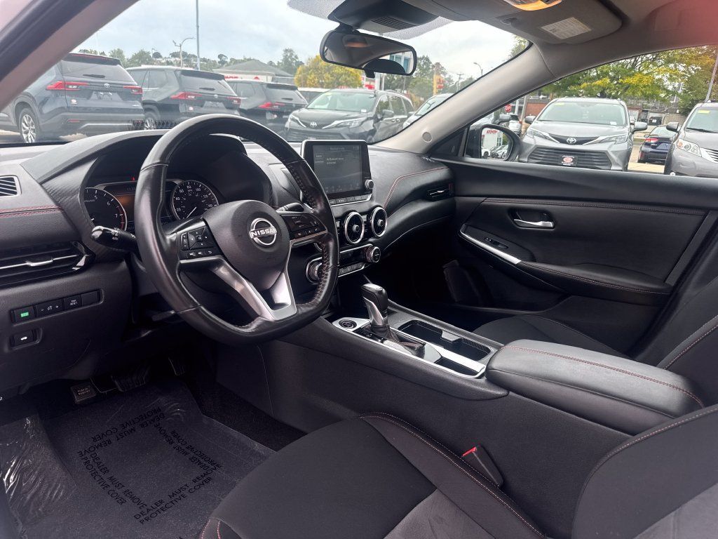 Used 2024 Nissan Sentra SR FWD image 14