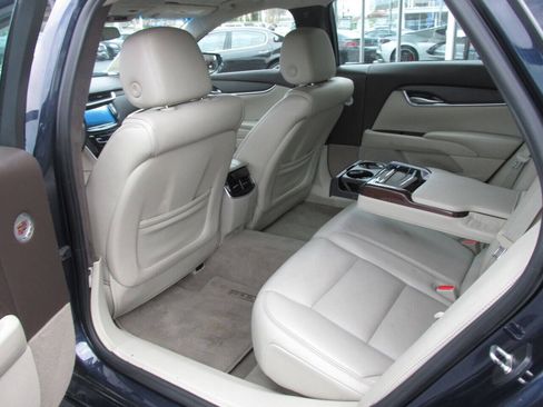 Used 2015 Cadillac XTS Limousine FWD image 48