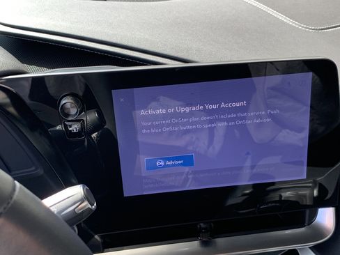 Used 2024 Chevrolet Corvette Stingray Coupe w/ Z51 Performance Package image 27