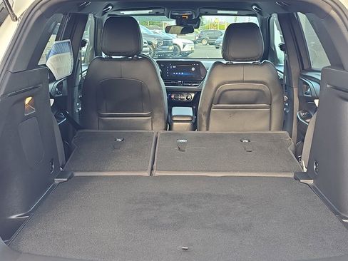 Certified 2025 Chevrolet TrailBlazer ACTIV w/ Driver Confidence Package image 10