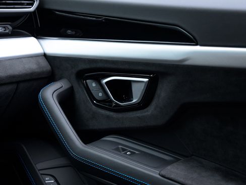 Used 2024 Lamborghini Urus S image 33