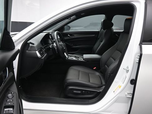 Used 2022 Honda Accord Sport image 12
