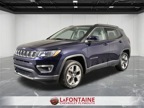 Used 2020 Jeep Compass Limited w/ Rear Convenience Group image 4