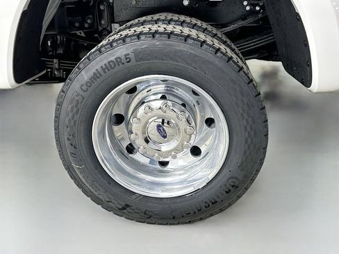 New 2026 Ford F450 Platinum w/ FX4 Off-Road Package image 33