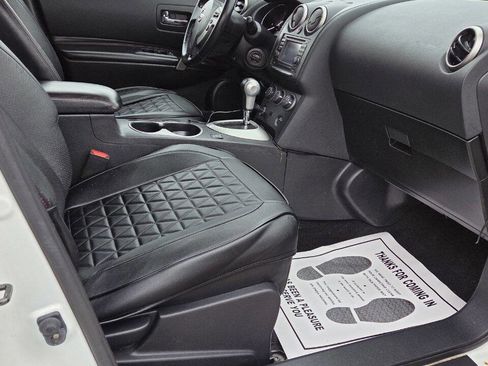 Used 2012 Nissan Rogue SL image 16