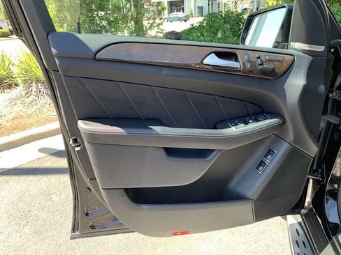 Used 2015 Mercedes-Benz GL 450 4MATIC image 17