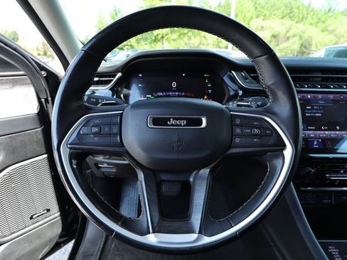 Used 2023 Jeep Grand Cherokee 4WD 4xe image 6