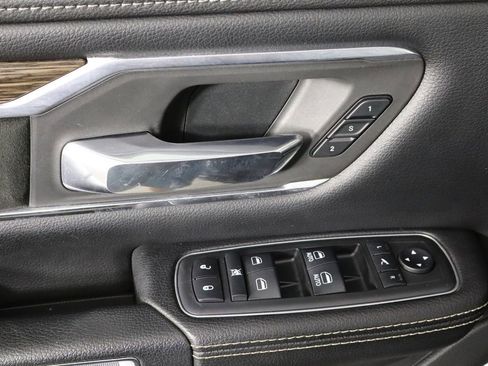 Used 2019 RAM 1500 Laramie AWD/4WD image 19