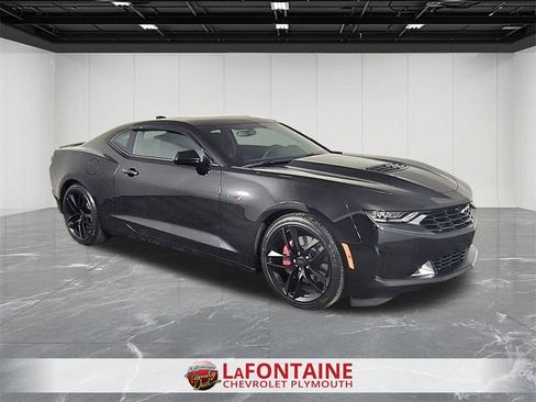 Certified 2023 Chevrolet Camaro LT w/ RS Package image 2