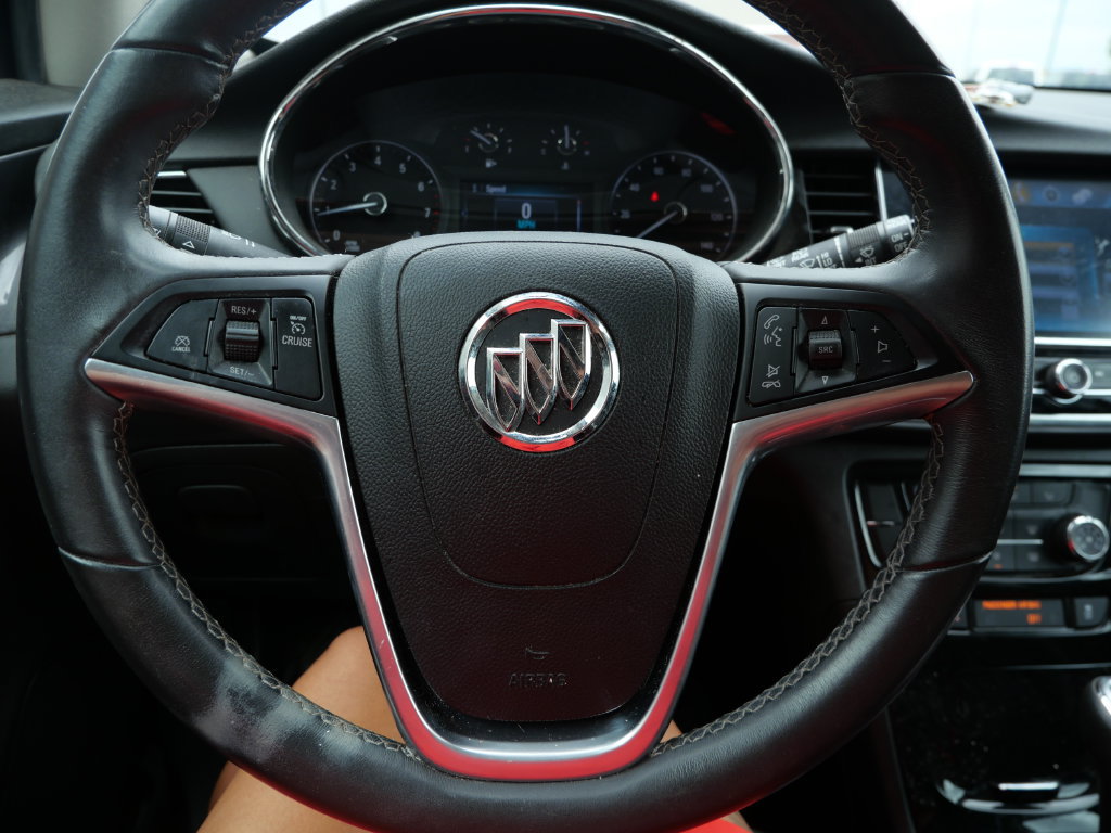 Used 2021 Buick Encore Preferred FWD image 16