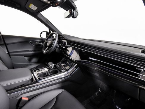 Used 2025 Audi Q7 3.0T Premium Plus w/ Premium Plus Package image 33