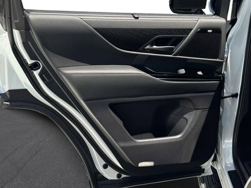 New 2026 Lexus LX 700h Luxury AWD/4WD image 13