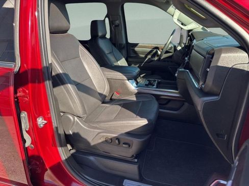 Used 2024 GMC Sierra 2500 SLT w/ SLT Premium Package image 39