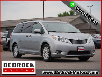 Used 2014 Toyota Sienna XLE w/ Entertainment Package