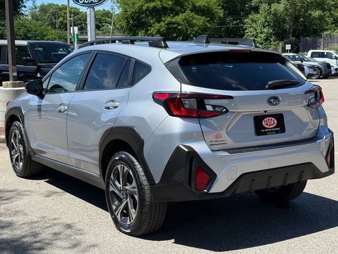 Used 2024 Subaru Crosstrek 2.0i Premium AWD/4WD image 7