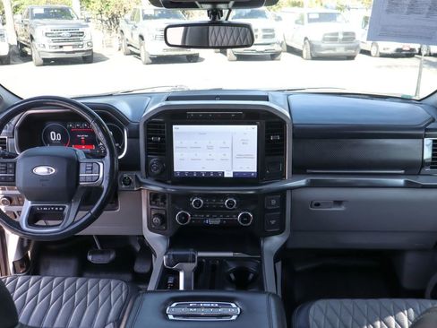 Used 2022 Ford F150 Limited image 32