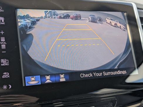 Used 2017 Honda Pilot EX-L image 8