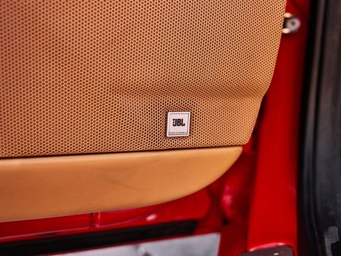 Used 2012 Ferrari 458 Spider RWD image 35