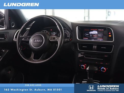 Used 2016 Audi Q5 2.0T Premium Plus w/ Technology Package AWD/4WD image 4