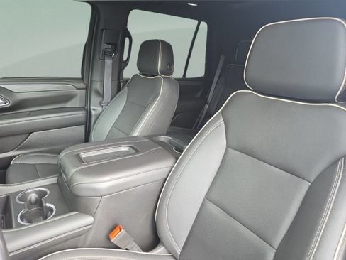 Used 2022 GMC Yukon SLT w/ SLT Premium Package RWD image 20