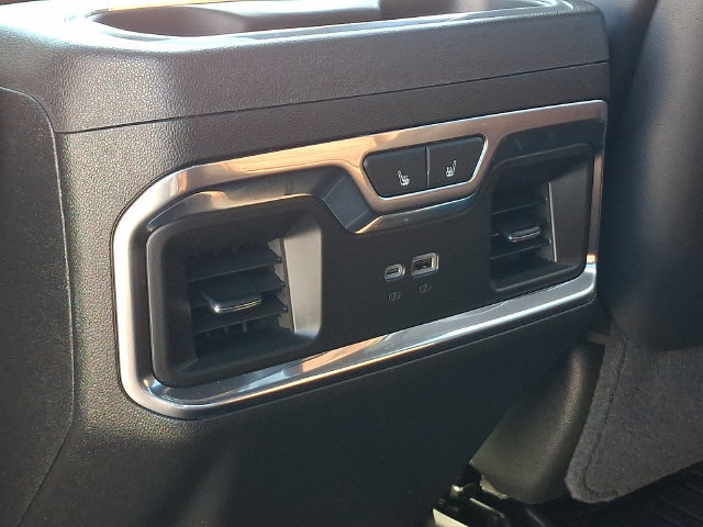 Used 2024 GMC Sierra 3500 Denali Ultimate AWD/4WD image 22