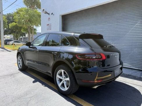 Used 2018 Porsche Macan Sport Edition AWD/4WD image 2
