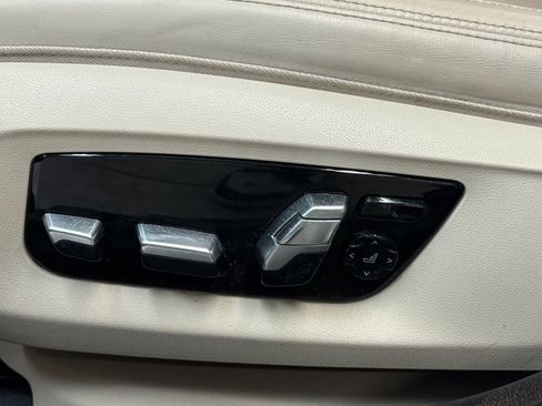 Used 2018 BMW 530i w/ Luxury Seating Package image 25