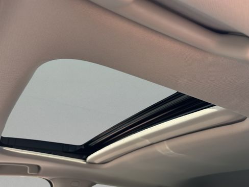 Certified 2024 Honda Civic EX-L image 12