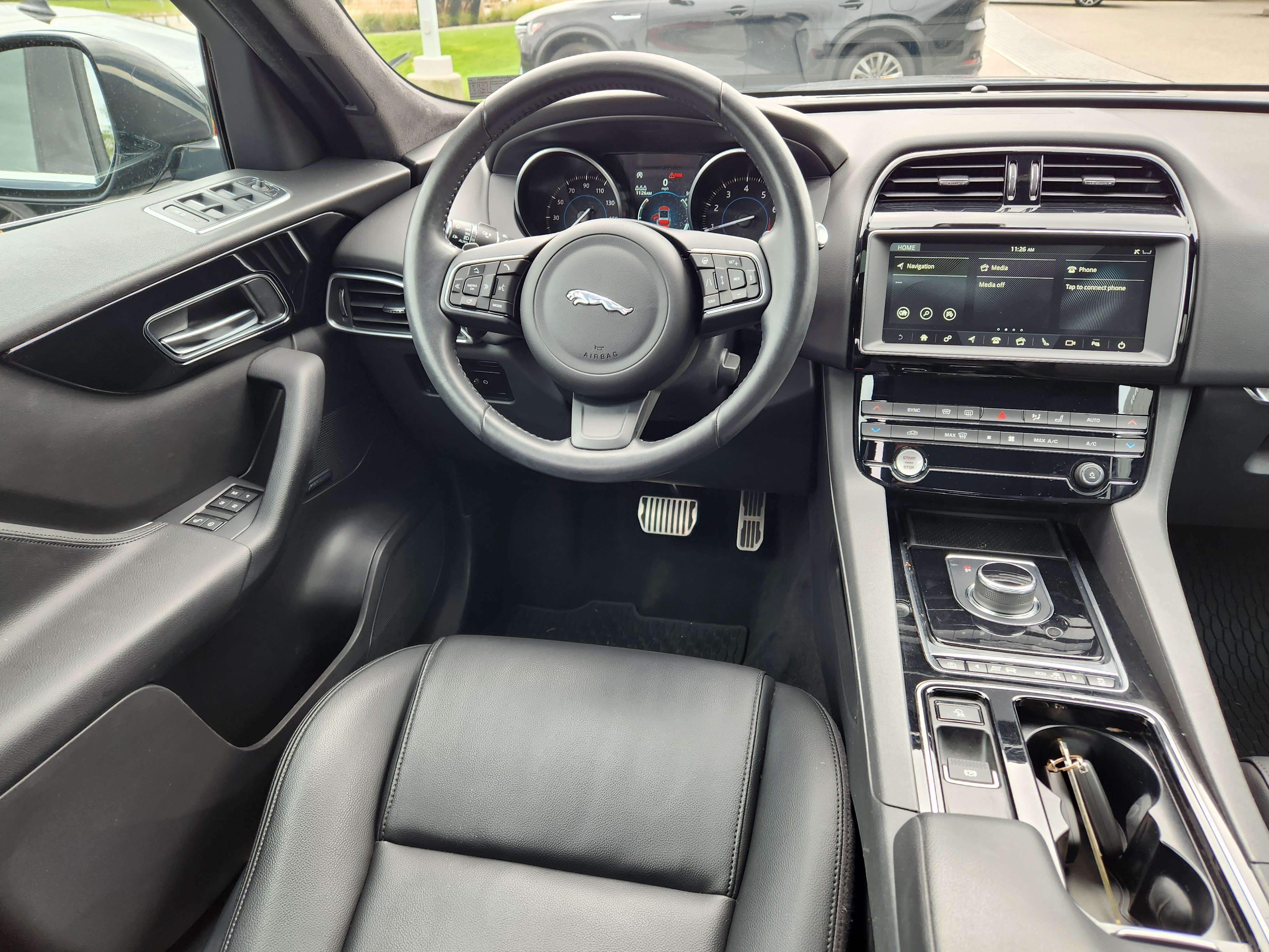 Used 2019 Jaguar F-PACE Premium AWD/4WD image 13