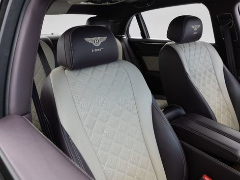 Used 2017 Bentley Flying Spur S V8 AWD/4WD image 16