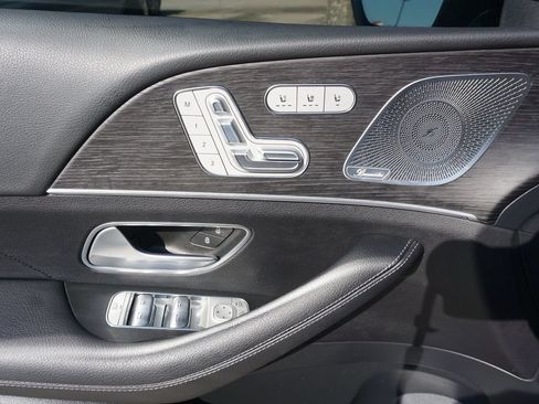 Used 2025 Mercedes-Benz GLE 450 4MATIC Coupe w/ Driver Assistance Package image 4