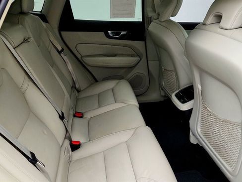 Used 2023 Volvo XC60 B6 Ultimate w/ Climate Package AWD/4WD image 23