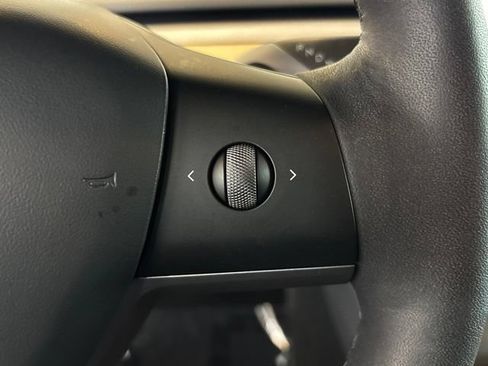 Used 2023 Tesla Model 3 Standard Range RWD image 21