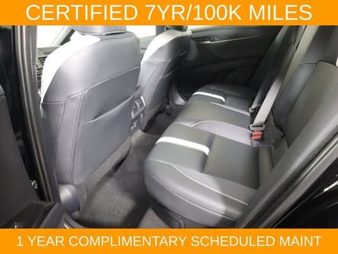 Used 2025 Toyota Camry SE FWD image 15