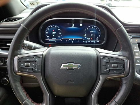 Used 2022 Chevrolet Suburban RST w/ Luxury Package AWD/4WD image 21