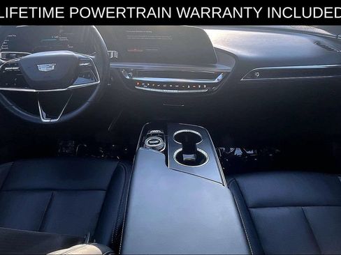 Used 2024 Cadillac Lyriq Sport RWD image 14