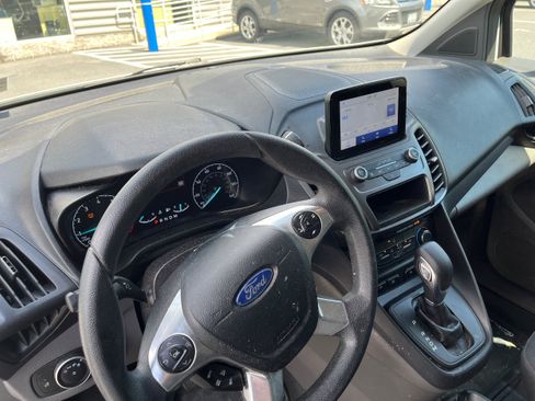 Used 2020 Ford Transit Connect XL FWD image 8
