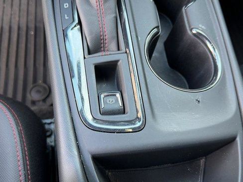 Used 2024 Chevrolet Equinox RS image 31