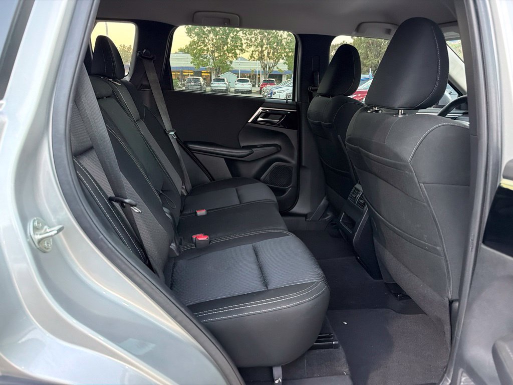 Used 2022 Mitsubishi Outlander ES FWD image 15