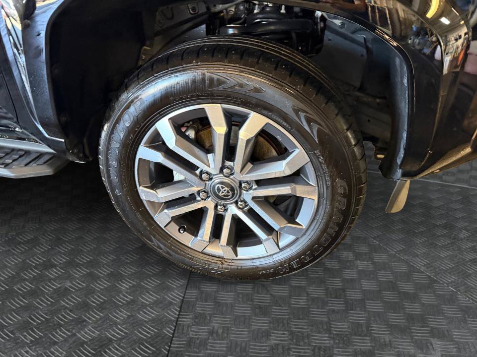 Certified 2026 Toyota 4Runner Limited AWD/4WD image 29