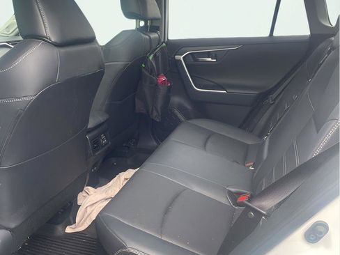 Used 2020 Toyota RAV4 Limited AWD/4WD image 14